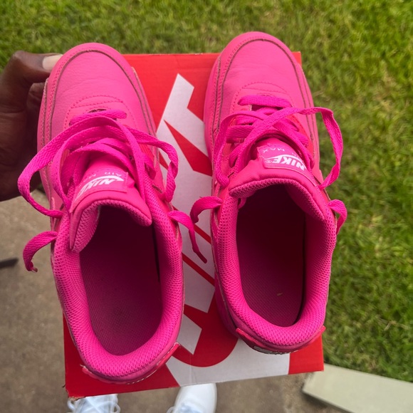 Nike Kids Sneakers in Bold Pink - Picture 8 of 11